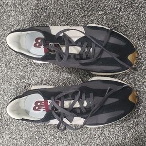Like New New Balance 327